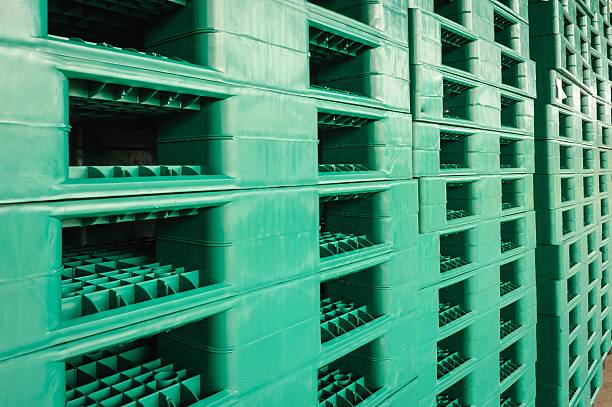 Pallet Nhựa Và Những Lợi Ích Vượt Trội So Với Pallet Gỗ